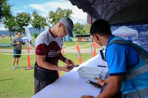 BIB: 
                            <button type="button" onclick="openModal(26528026)" class="btn btn-primary btn-sm float-right btn-popup" data-toggle="modal" data-target=".modal-high-quality">
                        <i class="fas fa-shopping-cart"></i> Add to Cart
                    </button>
                                            <button type="button" onclick="isThisMe(26528026, true)" class="btn btn-success btn-sm float-right btn-popup btn-isme hidden" data-toggle="tooltip" data-placement="bottom" title="นี่คือรูปของคุณใช่ไหม คลิกที่นี่เพื่อเอาเข้าอัลบั้ม">
                        <i class="fas fa-plus"></i> Add to album
                    </button>
                    <button type="button" onclick="isThisMe(26528026, false)" class="btn btn-warning btn-sm float-right btn-popup btn-isnotme hidden">
                        <i class="fas fa-ban"></i> Remove from album
                    </button>